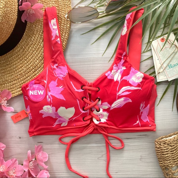RARE Maaji π Candy Apple 4-Way Reversible Floral Bikini Top πππΌββοΈπ - Picture 4 of 15